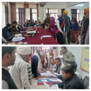 बाँदा 6दिसम्बर 25*4 साल से निबंधन कार्यालय न होने से अधिवक्ताओं ने भारी हुंकार दिया जिला अधिकारी को ज्ञापन