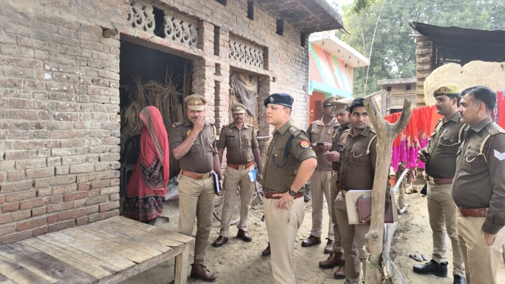 अयोध्या १५ दिसंबर २५ * यूपीआजतक न्यूज़ चैनल पर कुछ खास खबर। ......