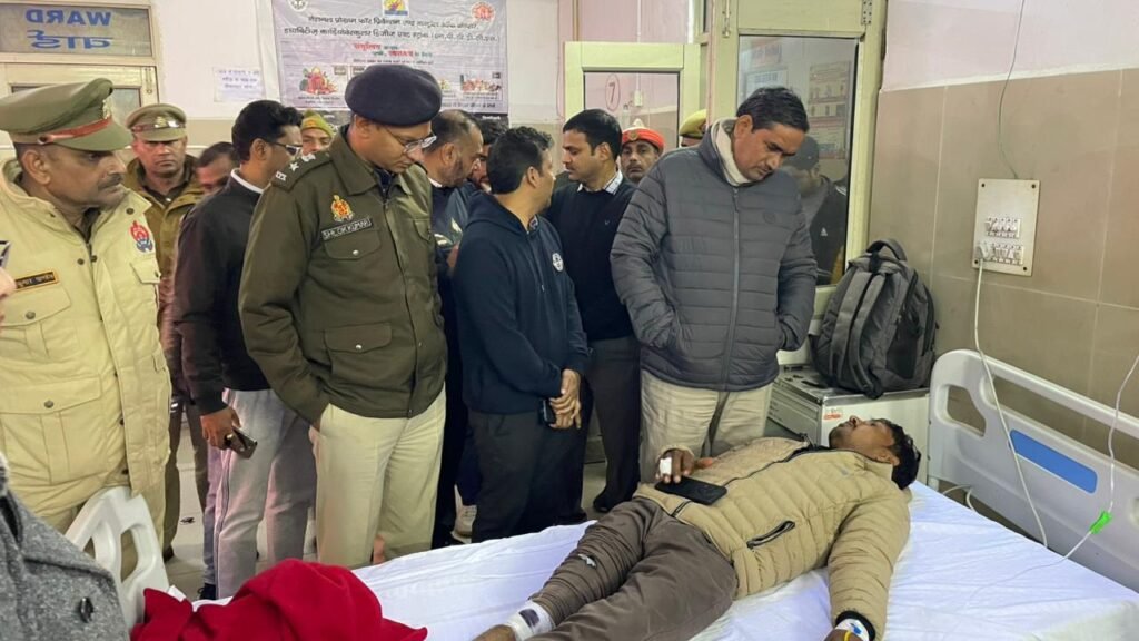 मथुरा 16 दिसंबर 25* जमुना एक्सप्रेस वे पर कोहरा के कारण हुई दुर्घटना में वरिष्ठ पुलिस अधीक्षक द्वारा दी गई बाइट*