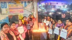 पूर्णिया बिहार 25 दिसंबर 25*अटल जी की विरासत को आगे बढ़ाएंगे: पूर्णिया में महिला मोर्चा ने दी श्रद्धांजलि