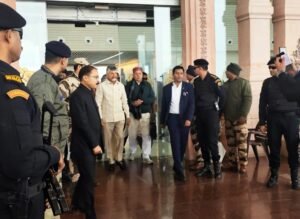 अयोध्या २८ दिसंबर २५ * आंध्र प्रदेश के मुख्यमंत्री चंद्रबाबू नायडू पहुंचे रामनगरी