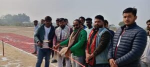 लखनऊ 01जनवरी 26*जबरौली गाँव में विलेज कप ग्रामीण क्रिकेट टूर्नामेंट का हुआ भव्य उद्घाटन।।
