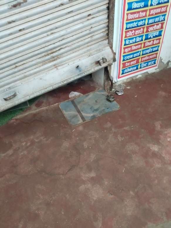 कौशाम्बी 01जनवरी 26*शटर काटकर जन सेवा केंद्र से सामान उठा ले गए चोर*