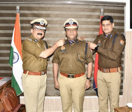 सुल्तानपुर 01जनवरी 26*पुलिस अधीक्षक कुंवर अनुपम सिंह को वरिष्ठ पुलिस अधीक्षक पद पर पदोन्नत किया गया।