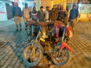 बाँदा 4 जनवरी 26*जुआं खेल रहे 05 अभियुक्तों को थाना मटौंध पुलिस द्वारा किया गया गिरफ्तार । 