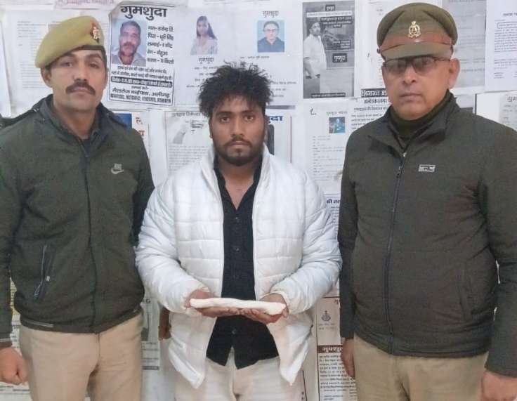 मथुरा 6 जनवरी 26*थाना वृन्दावन पुलिस द्वारा एक अभियुक्त को किया गिरफ्तार, कब्जे से एक अवैध तमन्चा बरामद ।*