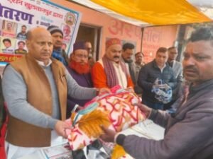 सुल्तानपुर 8 जनवरी 26*शहीद वीर अब्दुल हमीद एसोसिएशन ने जरूरतमंदों में बांटे कंबल*