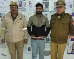 मथुरा 11 जनवरी 26*थाना वृन्दावन पुलिस द्वारा एक अभियुक्त को एक अवैध चाकू सहित किया गिरफ्तार ।