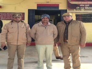 मथुरा 12 जनवरी 26*थाना फरह पुलिस द्वारा वाँछित अभियुक्त को किया गिरफ्तार ।*