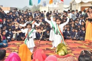 कौशांबी २३ जनवरी २६*विद्या साइंस पब्लिक स्कूल व अमर कोचिंग मनौरी में मनाया गया भव्य बसंत पंचमी महोत्सव*