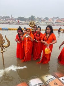 प्रयागराज ३ जनवरी २६ * पौष पूर्णिमा स्नान पर्व के साथ माघ मेला 2026 की हुई भव्य शुरुआत। .