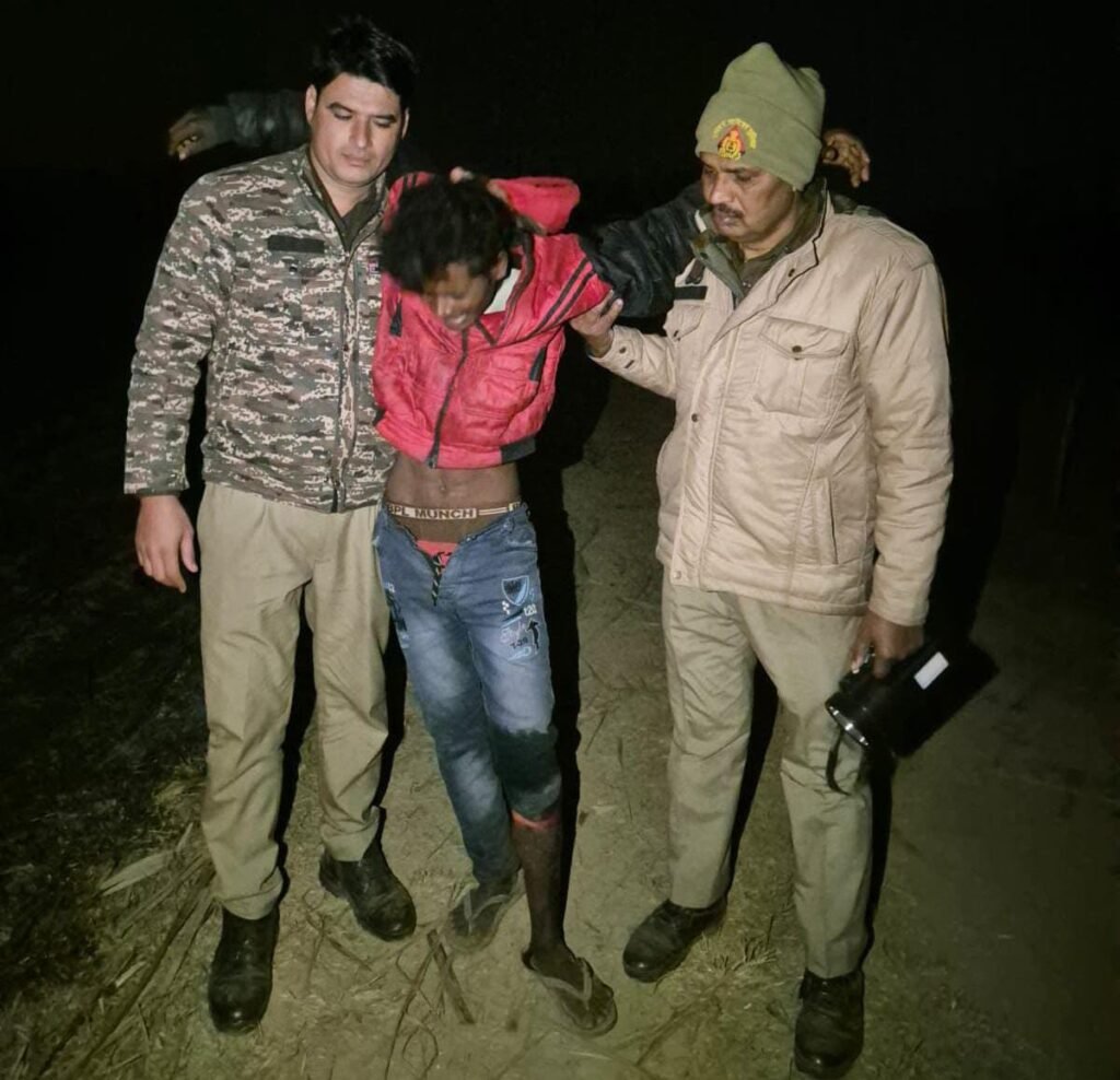 हरदोई ३ जनवरी २६ * .नाबालिग से छेड़छाड़ का आरोपी पुलिस से मुठभेड़ , पिहानी कोतवाली क्षेत्र की घटना। . हरदोई ३ जनवरी २६ * .नाबालिग से छेड़छाड़ का आरोपी पुलिस से मुठभेड़ , पिहानी कोतवाली क्षेत्र की घटना। .