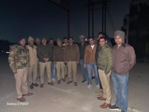 मथुरा 15 जनवरी 26* थाना वृन्दावन पुलिस द्वारा 03 अभियुक्तगण को पुलिस मुठभेड में किया घायल। .