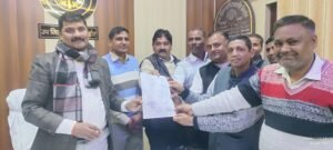 कानपुर नगर 19जनवरी 26*अधिवक्ताओं ने बिल्हौर उपजिलाधिकारी संजीव दीक्षित को ज्ञापन दिया