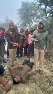 अयोध्या ३० जनवरी २६ *रूदौली–अमानीगंज मार्ग पर तालाब से 28 वर्षीय युवक का शव और उसकी मोटरसाइकिल मिलने से हड़कम्प ,हादसे की आशंका