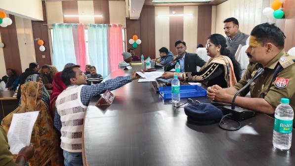 कौशाम्बी7फरवरी26*अपर जिलाधिकारी ने तहसील सिराथू में सुनी जनशिकायतें* कौशाम्बी7फरवरी26*अपर जिलाधिकारी ने तहसील सिराथू में सुनी जनशिकायतें*