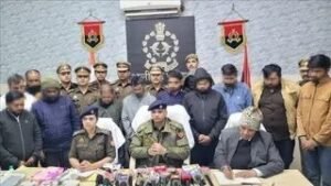 अलीगढ 9 फ़रवरी 26*चीन से मिला 1500Cr का टारगेट, पांच सौ करोड़ तक पहुंचे तो पुलिस ने धर दबोचा,