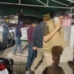 हरदोई 14 फ़रवरी 26*एक ही बाइक पर सवार थे चार लोग, चालक ने नहीं पहना था हेलमेट।