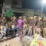 कौशाम्बी 24 फ़रवरी 26*होली व रमज़ान के त्यौहार को लेकर संदीपन घाट थाना प्रभारी ने पीएसी बल के साथ क्षेत्र में किया फ़्लैग मार्च*