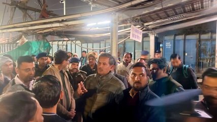 रोहतास ४ फ़रवरी २६*गया जंक्शन पर पुनर्विकास कार्यों की समीक्षा हेतु मंडल रेल प्रबंधक का निरीक्षण*