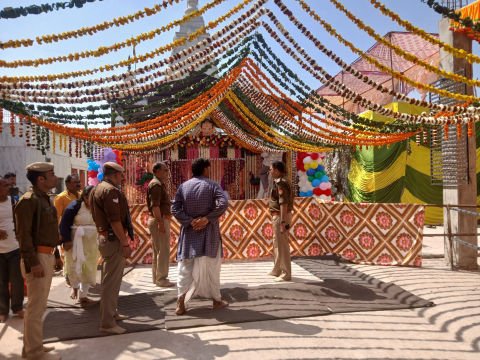 मथुरा 26 फरवरी 26*जमुनापार स्थित राधा रानी मंदिर का निरीक्षण*