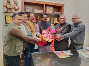 नई दिल्ली 6 फरवरी 26 * पत्रकारों ने पेंशन व कल्याणकारी सुविधाओं को लेकर सांसद से की मुलाकात। ..