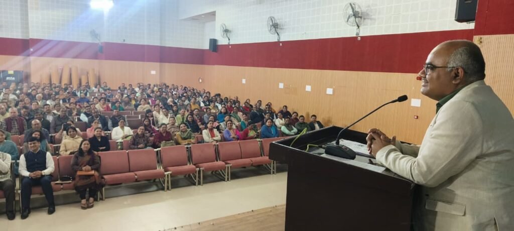 कानपूर नगर ११ फरवरी २६ * 18 फरवरी से 12 मार्च तक होंगी यूपी बोर्ड परीक्षाएं, 92,444 परीक्षार्थी होंगे शामिल