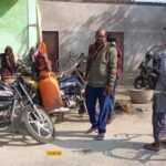 कौशाम्बी ११ फरवरी २६ * 26*घर के बाहर बंधी भैंस और भैंसा खोल ले गए चोर,भैंस चोरी की पहले हुई घटनाओं का खुलासा करने में हांफ रही है चरवा थाना पुलिस