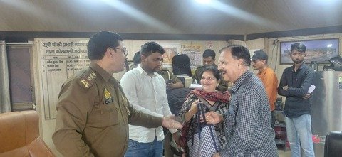 अयोध्या १२ फरवरी २६ * 🛕 पंजाब से आए यात्री का कीमती बैग अयोध्या पुलिस ने किया सकुशल बरामद