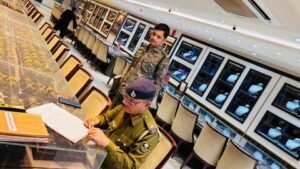 पूर्णिया बिहार 16 फरवरी 26*ज्वेलरी शॉप में सुरक्षा व्यवस्था का लिया जायजा, एसपी ने दिए सख्त निर्देश