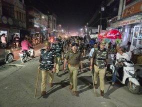 मथुरा 1 मार्च 26*आगामी होली का त्यौहार के मध्येनजर समस्त थानों द्वारा अपने-अपने थाना क्षेत्र में फ्लैग मार्च*