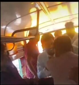 हरदोई 2 मार्च 26*साइड न देने पर रोडवेज बस के अंदर घुसकर चालक परिचालक सहित यात्रियों से की मारपीट