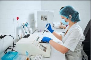 वाराणसी 5 मार्च 26*रामकृष्ण मिशन अस्पताल सिर्फ सेवा आश्रम नाम का ही रह गया, व्यवस्था दलाली पर*