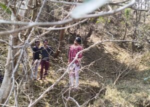 बांदा5मार्च 26*पेड़ से लटकता मिला युवक का शव, क्षेत्र में सनसनी*