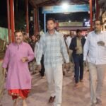 मथुरा 6 मार्च 26 *मथुरा जिलाधिकारी एवं वरिष्ठ पुलिस अधीक्षक द्वारा बांके बिहारी मंदिर के आसपास पैदल गश्त*