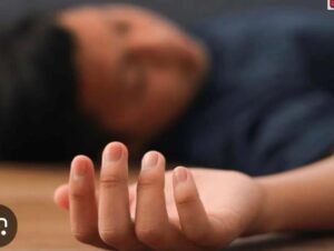 बाँदा-13मार्च 26*थ्रेसर की चपेट में आने से किशोर का फंदे से कसा गला,हुई दर्दनाक मौत*