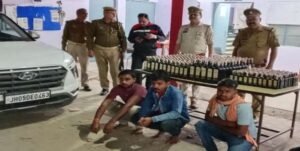 मथुरा 13 मार्च 26* 03 अभियुक्तगण को अवैध शराब व एक क्रेटा कार फर्जी नम्बर प्लेट सहित किया गया गिरफ्तार