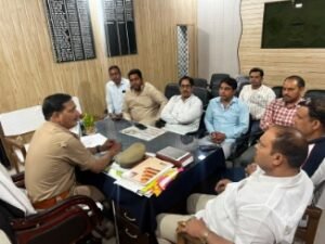मुजफ्फरनगर 15 मार्च 26*चोरी के खुलासे की मांग को लेकर खतौली कोतवाल से मिला गुर्जर सद्भावना सभा का प्रतिनिधिमंडल 🤝🚔