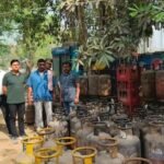 जौनपुर 16 मार्च 26*अवैध गैस सिलेंडरों के भंडारण पर छापेमारी, 53 अवैध गैस सिलेंडर बरामद*