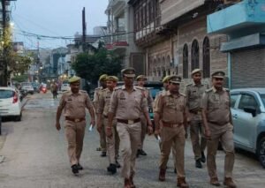 मथुरा 17 मार्च 26 *वरिष्ठ पुलिस अधीक्षक के निर्देश पर सभी प्रभारी द्वारा अपने-अपने थाना क्षेत्र में पैदल गश्त*