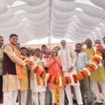 अयोध्या 18 मार्च 26*51 किलो की माला पहनाकर भाजपा जिलाध्यक्ष का स्वागत, नामित सभासदों का सम्मान