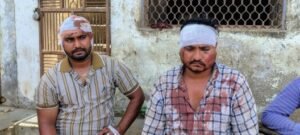 कौशाम्बी 26 मार्च 26*दो लोग कर रहे थे झगड़ा बीच में बोल दी महिला दबंगों ने महिला के परिवार पर किया हमला*