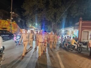 मथुरा 28 मार्च 26 *क्षेत्राधिकारी गोवर्धन द्वारा पुलिस बल के साथ पैदल गश्त*