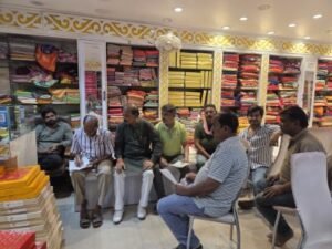 लखनऊ 29 मार्च 26*सैकड़ो व्यापारियों को नोटिस दिए जाने के विरोध में शुरू किया हस्ताक्षर अभियान