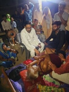 अयोध्या 31 मार्च 26*कृष्ण सुदामा की जोड़ी देखने को मिला 30 साल के साथी को देखकर भावुक हुए पूर्व विधायक