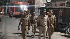 मथुरा 29 मार्च 26 वरिष्ठ पुलिस अधीक्षक के निर्देश पर सभी प्रभारीयो द्वारा अपने-अपने थाना क्षेत्र में पैदल गश्त*