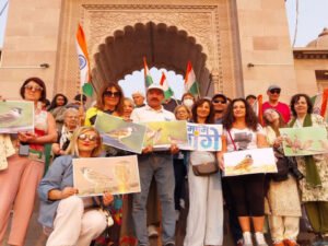 वाराणसी २० मार्च २६ * " विश्व गौरैया दिवस : विलुप्त हो रही गौरैया की घर वापसी के लिए संदेश ", चूं-चूं करती दाना के लिए आने वाली ओ री गौरैया ... घर-अंगना आ जा रे ...