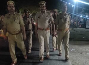 मथुरा 14 मार्च 26*वरिष्ठ पुलिस अधीक्षक के निर्देश पर सभी प्रभारीयो द्वारा अपने-अपने थाना क्षेत्र में पैदल गश्त*