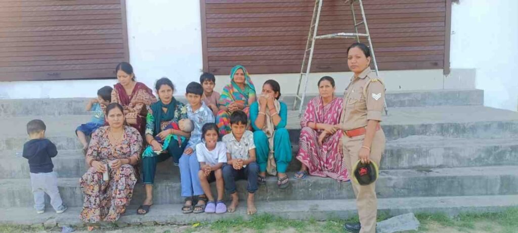 मथुरा 29 मार्च 26 *सरकार की महत्वाकांक्षी योजना फेज 5.0 “MISSION SHAKTI*के तहत महिलाओं एवं बालिकाओं को किया गया जागरूक *