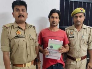 मथुरा 1 अप्रैल 26* वांछित साइबर अपराधी अपराध कारित करने में इस्तेमाल करने वाले मोबाइल व 01 अवैध हथियार सहित गिरफ्तार किया गया ।*